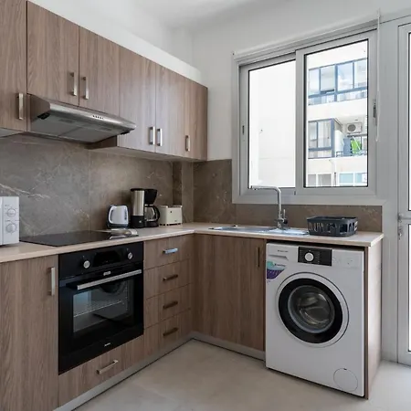 Hermes 2-bedroom In * Ларнака